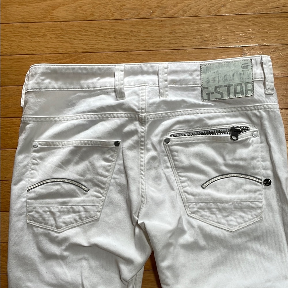 G-Star White Jeans with Stylish Stitching